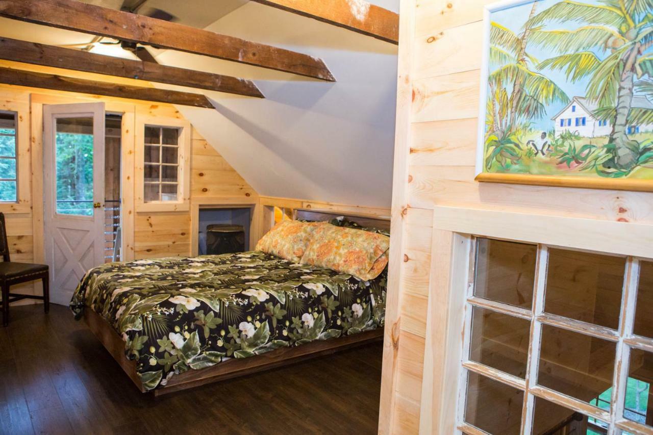 Riverhouse 3*